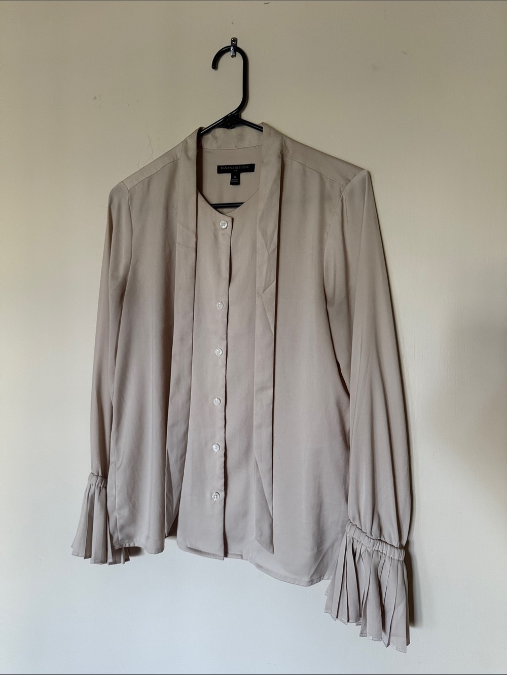 Banana Republic Neutral Taupe Pleated-Cuff Button Blouse